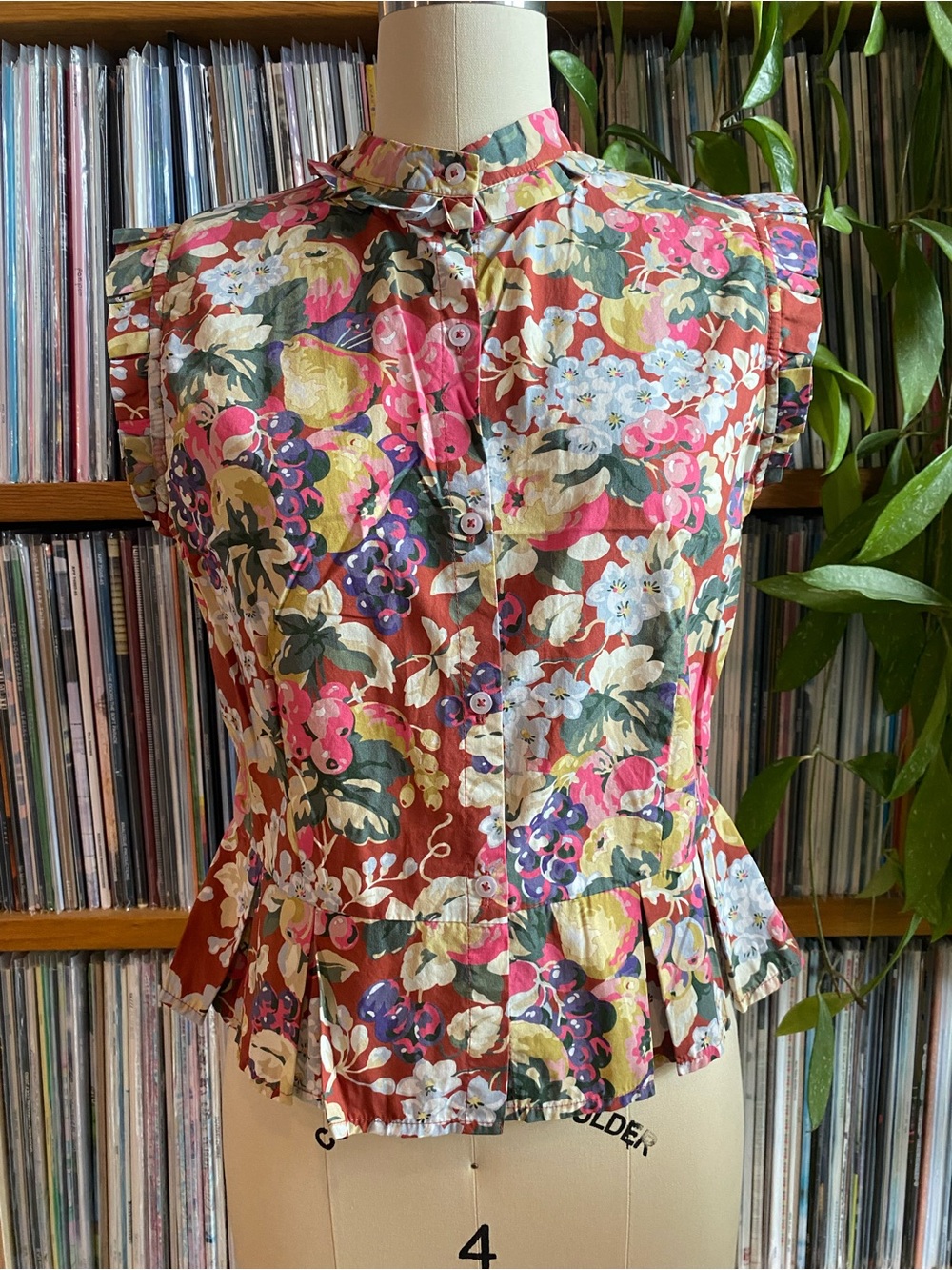 EUC BATSHEVA - Floral Ruffle-Sleeve Peplum Blouse - Size 4US